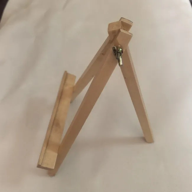 Wooden Stand Displays Easels